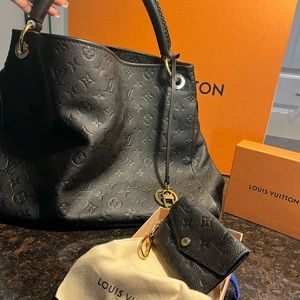 *AUTHENTIC* Louis Vuitton Empriente Artsy MM Hand Bag